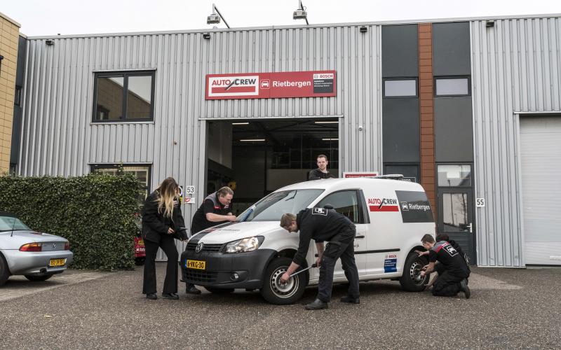 Auto onderhoud door het team