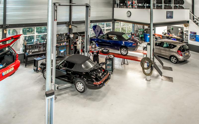 Werkplaats van AutoCrew Rietbergen